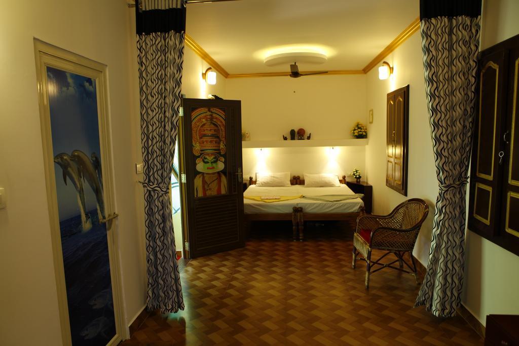 Marari Neena Beach Homestay 马拉利库兰 客房 照片