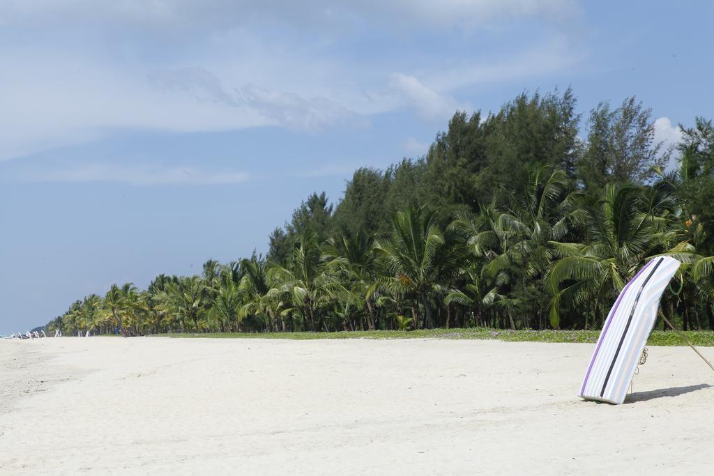 Marari Neena Beach Homestay 马拉利库兰 外观 照片